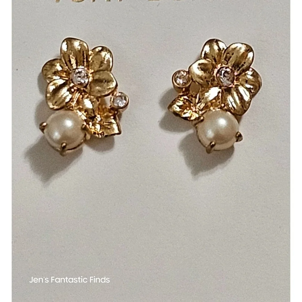 Kate Spade Wild Garden Gold Flower & Pearl Stud Earrings With‎ Crystal Accents